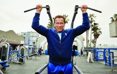 Arnold Schwarzenegger durante un allenamento