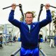 Joseph Baena, figlio di Arnold Schwarzenegger, vince la prima competizione di body building