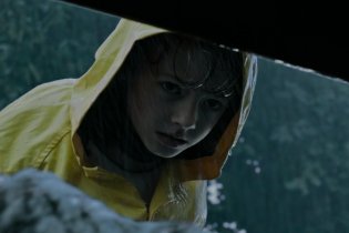 IT - Official Trailer