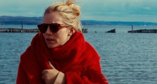 The Private Life of a Modern Woman: Sienna Miller in una scena del film