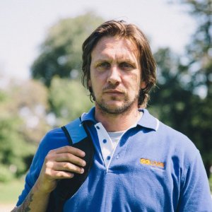 West of Sunshine: Damian Hill in un momento del film