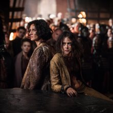 Il trono di spade: Indira Varma e Rosabell Laurenti Sellers nell'episodio La giustizia della Regina