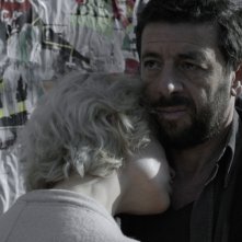 Una famiglia: Micaela Ramazzotti e Patrick Bruel in un momento del film
