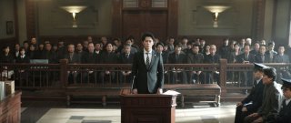 The Third Murder: Masaharu Fukuyama e Koji Yakusho in una scena del film
