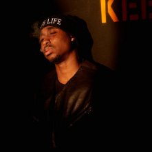 All Eyez on Me: Demetrius Shipp Jr. in un momento del film