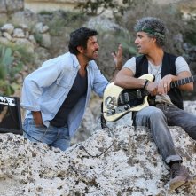 Chi m'ha visto: Pierfrancesco Favino e Beppe Fiorello in una scena del film