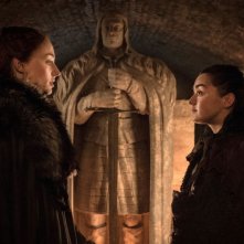Il trono di spade: Sansa e Arya in una scena di The Spoils of War