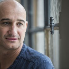 Easy – Un viaggio facile facile: un primo piano del regista Andrea Magnani a Locarno