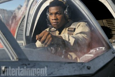 Star Wars: Gli ultimi Jedi, John Boyega in una foto del film