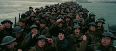 Dunkirk: una sequenza del film