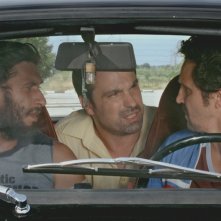 2 biglietti per la lotteria: Doru Boguta, Alexandru Papadopol e Dragos Bucur in un momento del film