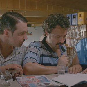 2 biglietti per la lotteria: Doru Boguta, Alexandru Papadopol e Dragos Bucur una scena del film