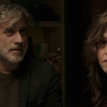 Foxtrot: Lior Ashkenazi e Sarah Adler in una scena del film