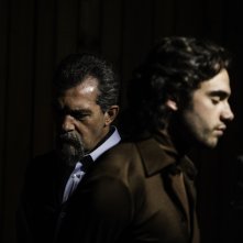 La musica del silenzio: Antonio Banderas e Toby Sebastian in una scena del film