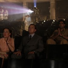 Il palazzo del Vicerè: Hugh Bonneville e Gillian Anderson in una scena del film