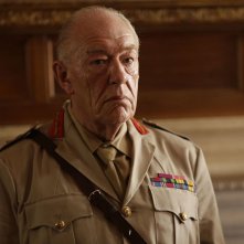 Il palazzo del Vicerè: Michael Gambon in una scena del film