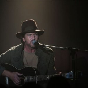 I segreti di Twin Peaks: Eddie Vedder canta al roadhouse