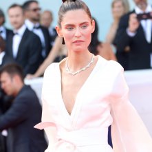 Venezia 2017: Bianca Balti sul red carpet inaugurale