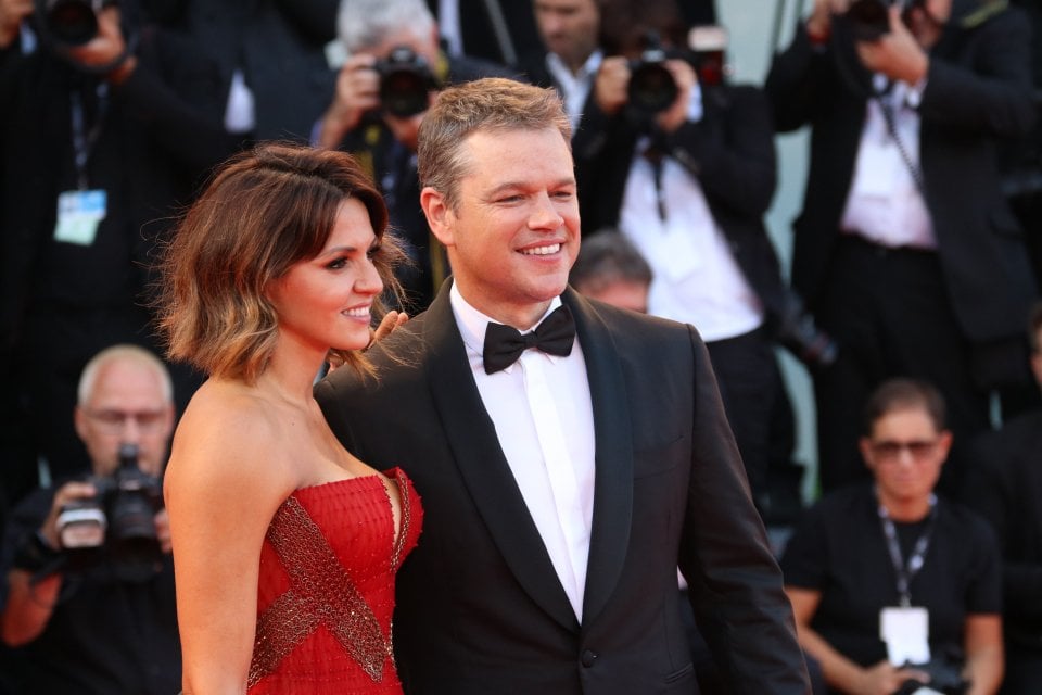 Venezia 2017: Matt Damon sorridente sul red carpet inaugurale