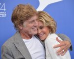 Robert Redford e Jane Fonda a Venezia 74: 'L'amore romantico non cambia con l'età, ma il sesso migliora'