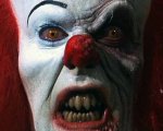 It, Tim Curry parla del 'deludente finale' della miniserie e del nuovo Pennywise!