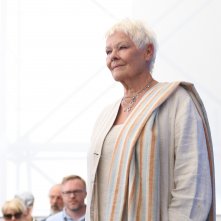 Venezia 2017: uno scatto di Judi Dench al photocall di Vittoria e Abdul