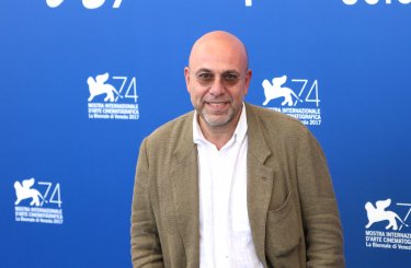 Venezia 2017: Paolo Virzì al photocall di Ella & John