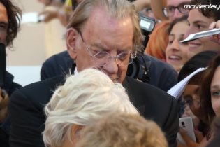 Venezia 2017: Donald Sutherland, Helen Mirren e i partecipanti al premio Kinéo sul red carpet