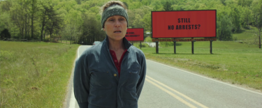 Tre manifesti a Ebbing, Missouri: Frances McDormand in una scena del film