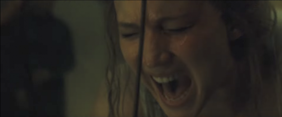 Madre!: un primo piano di Jennifer Lawrence urlante