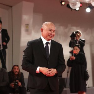 Venezia 2017: John Woo posa sul red carpet di Manhunt
