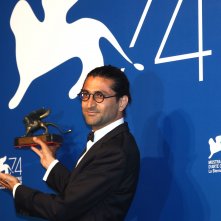 Venezia 2017: Alireza Khatami al photocall dei premiati