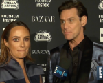 Jim Carrey e l'intervista folle alla Fashion Week: 'Non abbiamo alcun significato'