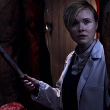 American Horror Story: Alison Pill in un momento della settima stagione