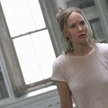 Madre!: Jennifer Lawrence in un momento del film