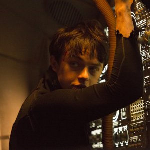 Valerian e la città dei mille pianeti: Dane DeHaan in una scena del film