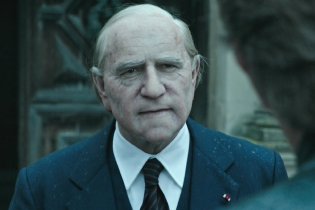 Tutti i soldi del mondo - Trailer Italiano