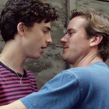 Chiamami con il tuo nome: Armie Hammer e Timothee Chalamet in una scena del film