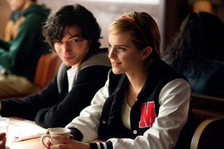 Noi siamo infinito: Ezra Miller ed Emma Watson in un'immagine tratta dal film
