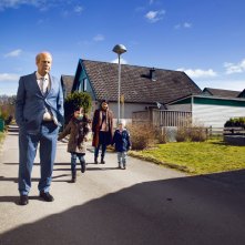 Mr. Ove: Rolf Lassgård e Bahar Pars in una scena del film