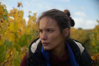 Ritorno in Borgogna: Ana Girardot in una scena del film