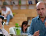 Checco Zalone, la sua comicità a sostegno della ricerca contro la SMA