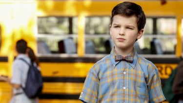 Young Sheldon: Iain Armitage in una sequenza