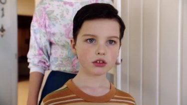 Young Sheldon: Iain Armitage in una scena