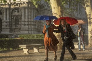 Nove lune e mezza: Claudia Gerini e Michela Andreozzi in un momento del film