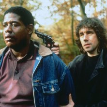 La moglie del soldato: Forest Whitaker e Stephen Rea in un momento del film