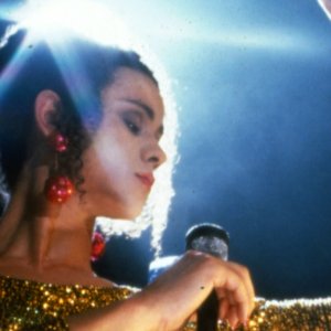 La moglie del soldato: Jaye Davidson in un momento del film