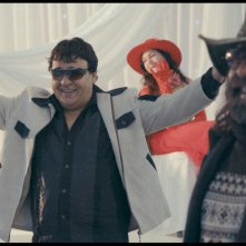 Nothingwood Party: Salim Shaheen in un momento del documentario