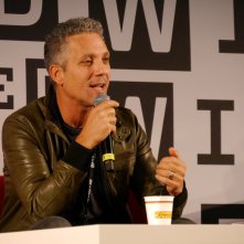 Chi m'ha visto, un primo piano di Beppe Fiorello a Firenze