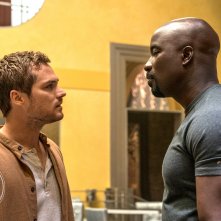 Luke Cage: Mike Colter a confronto con Finn Jones nella stagione 2